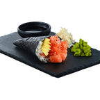 Salmon Temaki